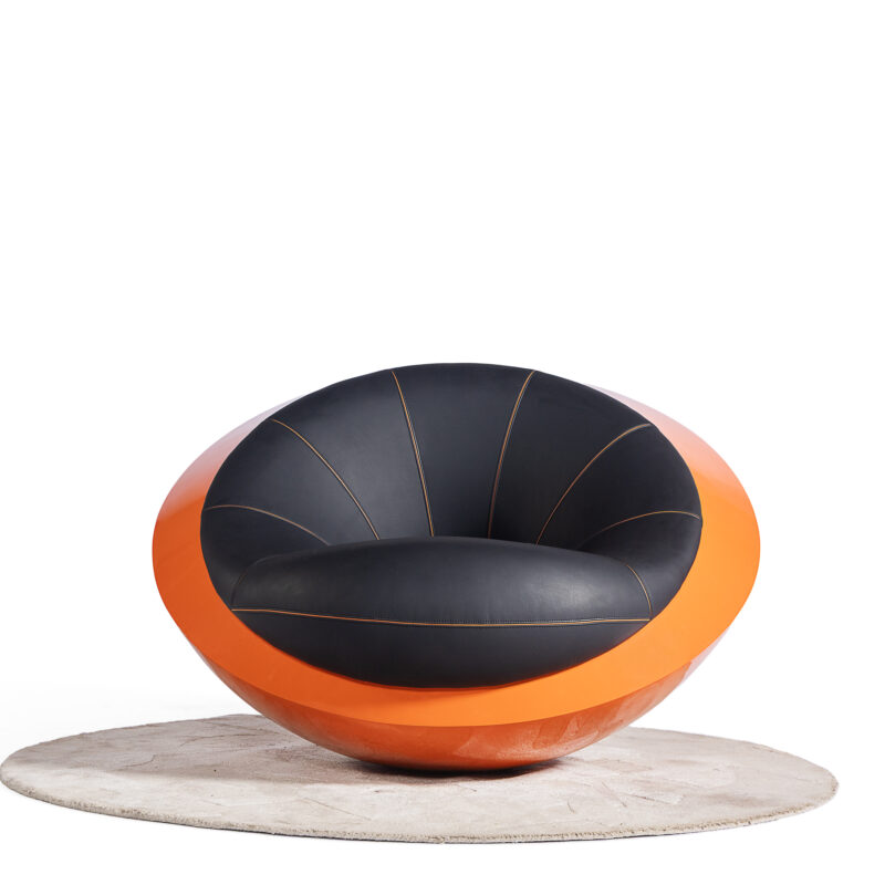 MOON CHAIR